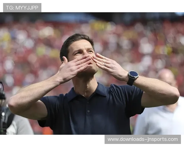 阿韦洛亚执教风格引更衣室讨论，用人决策受质疑